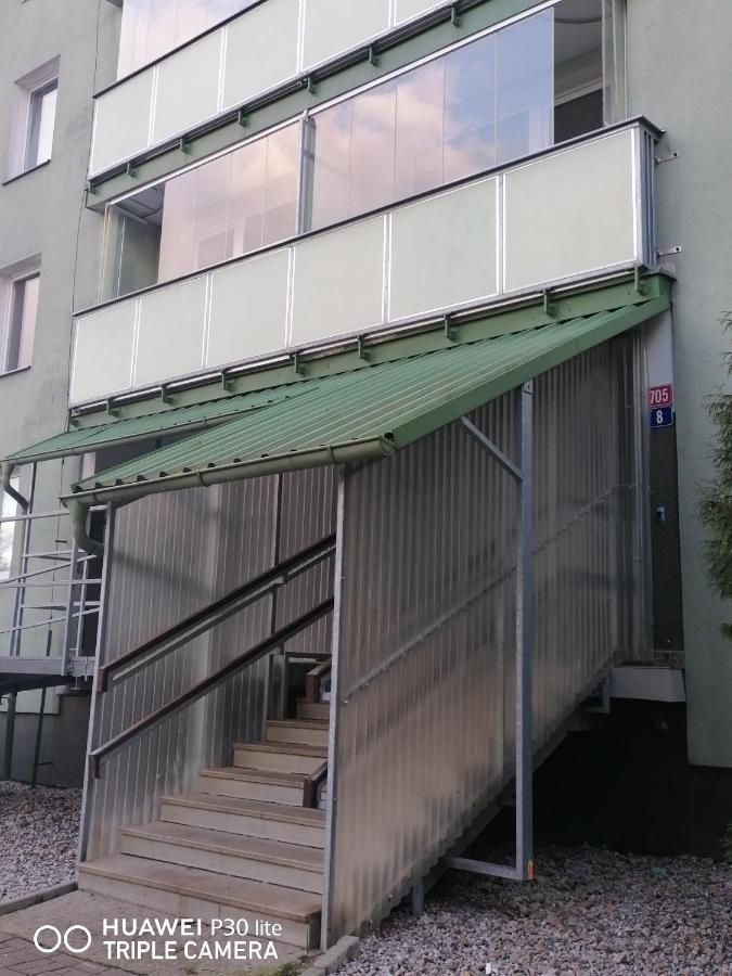 Apartman Aneta كارلوفي فاري المظهر الخارجي الصورة