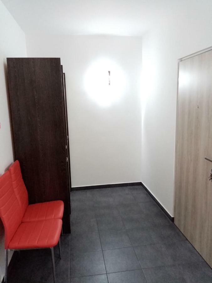 Apartman Aneta كارلوفي فاري المظهر الخارجي الصورة