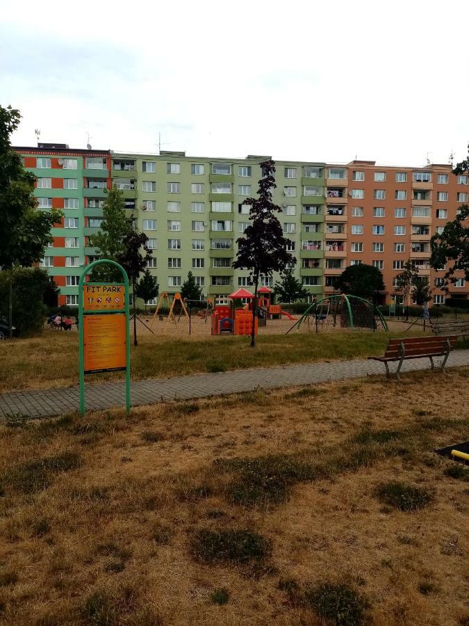 Apartman Aneta كارلوفي فاري المظهر الخارجي الصورة